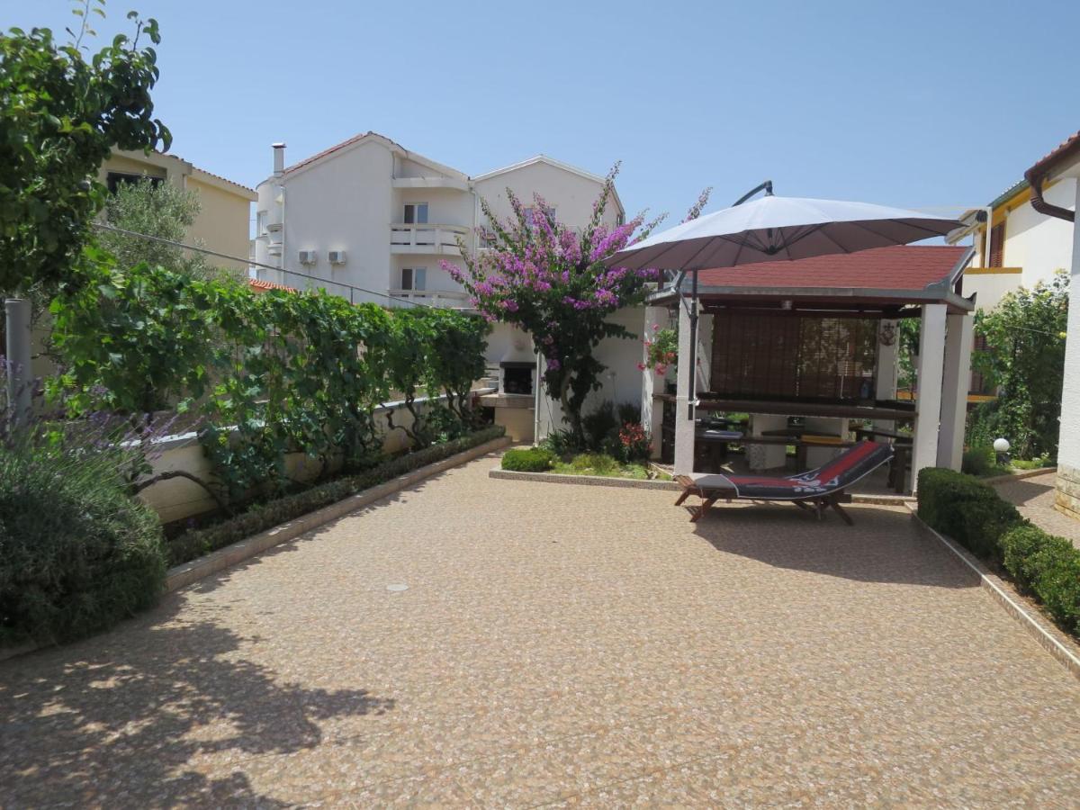 Apartment Mira-1 By Interhome วีร์ ภายนอก รูปภาพ