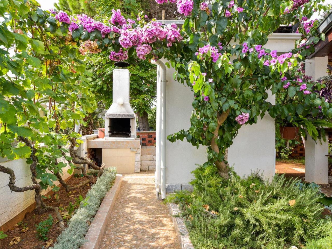 Apartment Mira-1 By Interhome วีร์ ภายนอก รูปภาพ